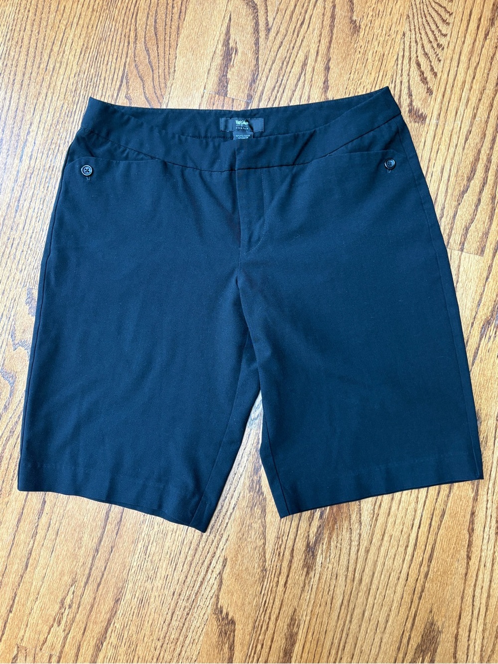 Mossimo Women’s Black Dressy Bermuda Shorts